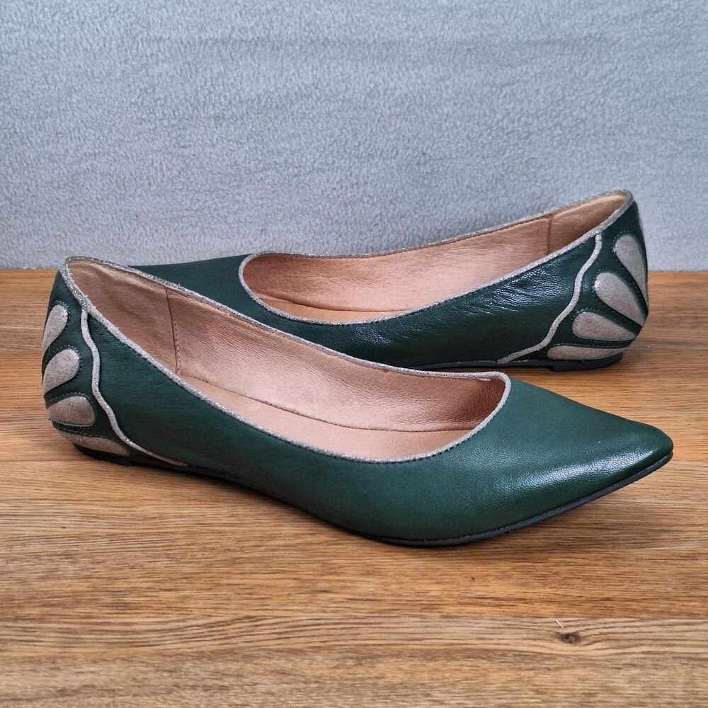 Miz Mooz Jodi Women's 9 Mary Jane Flats Forest Green Leather Artisan Cutout